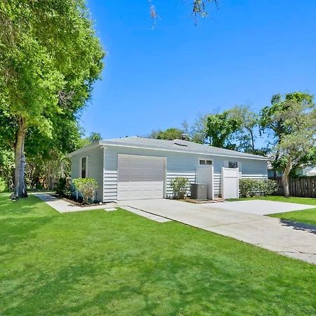 The St Augusdream Renovated Beach House Sleeps 8 Walk To Beach セント・オーガスティン エクステリア 写真