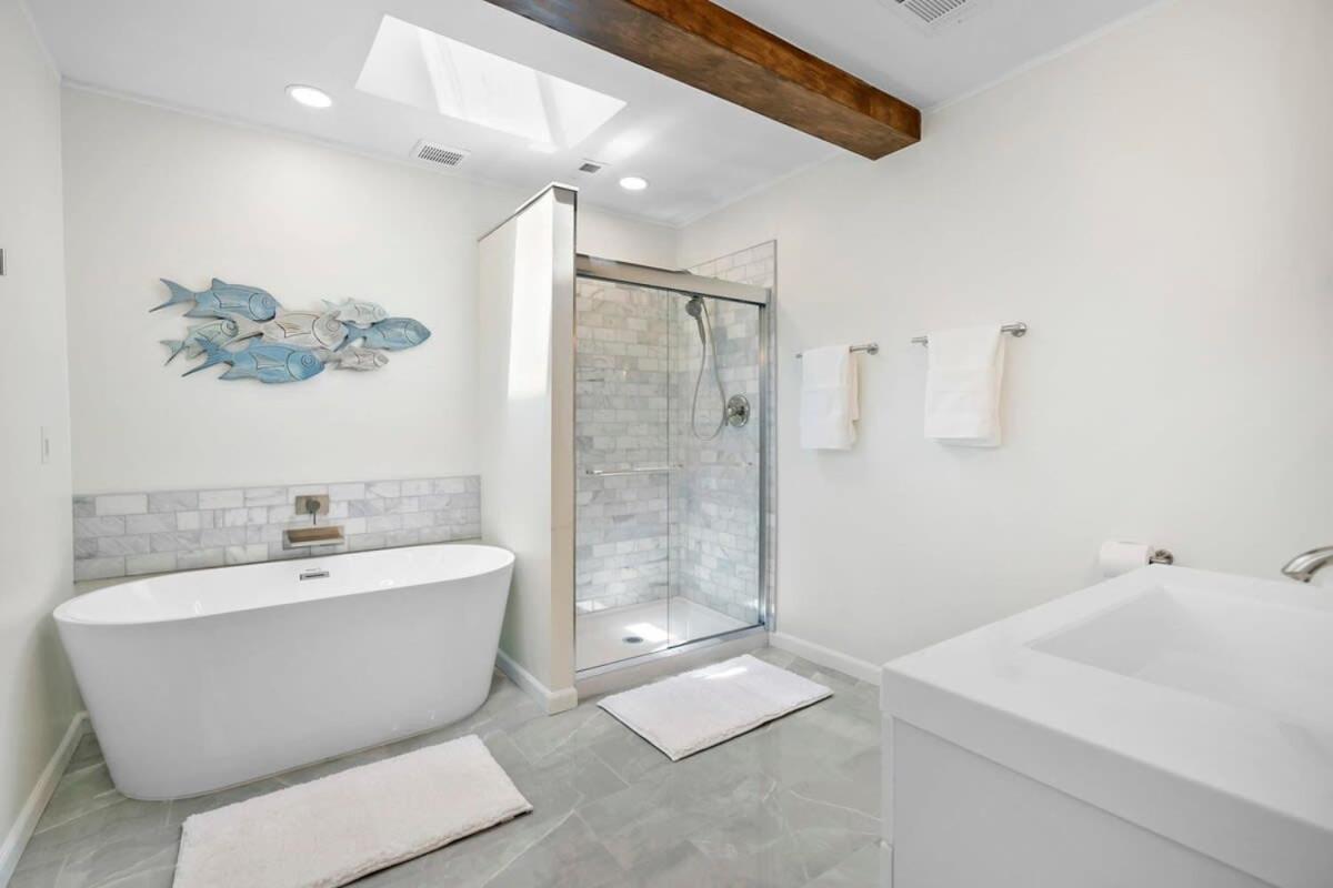 The St Augusdream Renovated Beach House Sleeps 8 Walk To Beach セント・オーガスティン エクステリア 写真