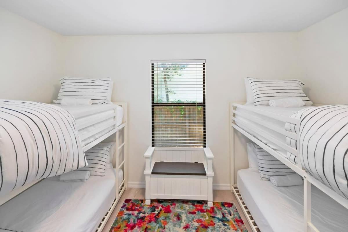 The St Augusdream Renovated Beach House Sleeps 8 Walk To Beach セント・オーガスティン エクステリア 写真